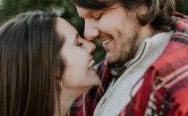 Couple sharing a trusting moment at night, Couple leaning in close, intimacy, trust, how to build trust with your partner blog, relationship, begin counseling in Katy Texas, Fulshear Texas, Richmond Texas